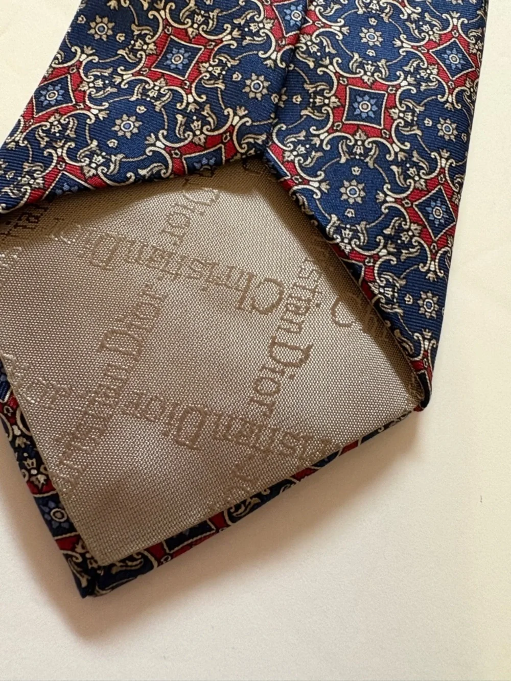 Dior Blue and Red Geometric Men's Tie - Picture 5 of 6